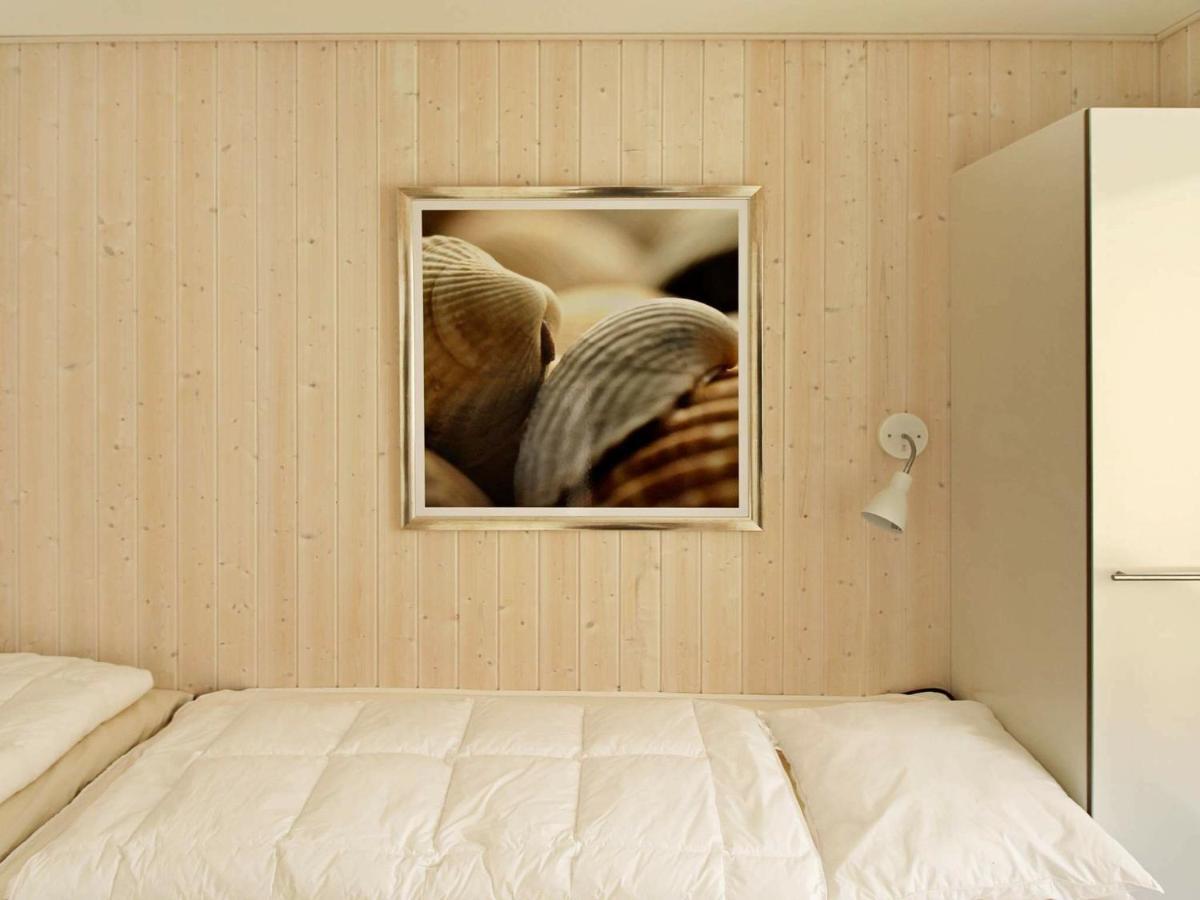 Two-Bedroom Holiday Home In Wendtorf 3 Экстерьер фото