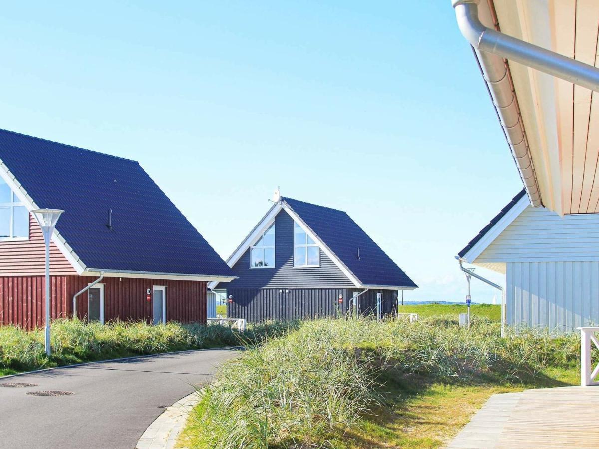 Two-Bedroom Holiday Home In Wendtorf 3 Экстерьер фото