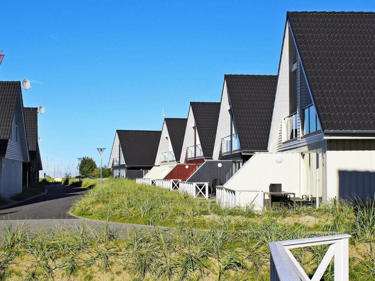 Two-Bedroom Holiday Home In Wendtorf 3 Экстерьер фото